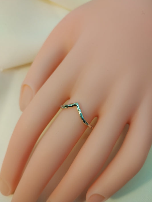 Wishbone ring