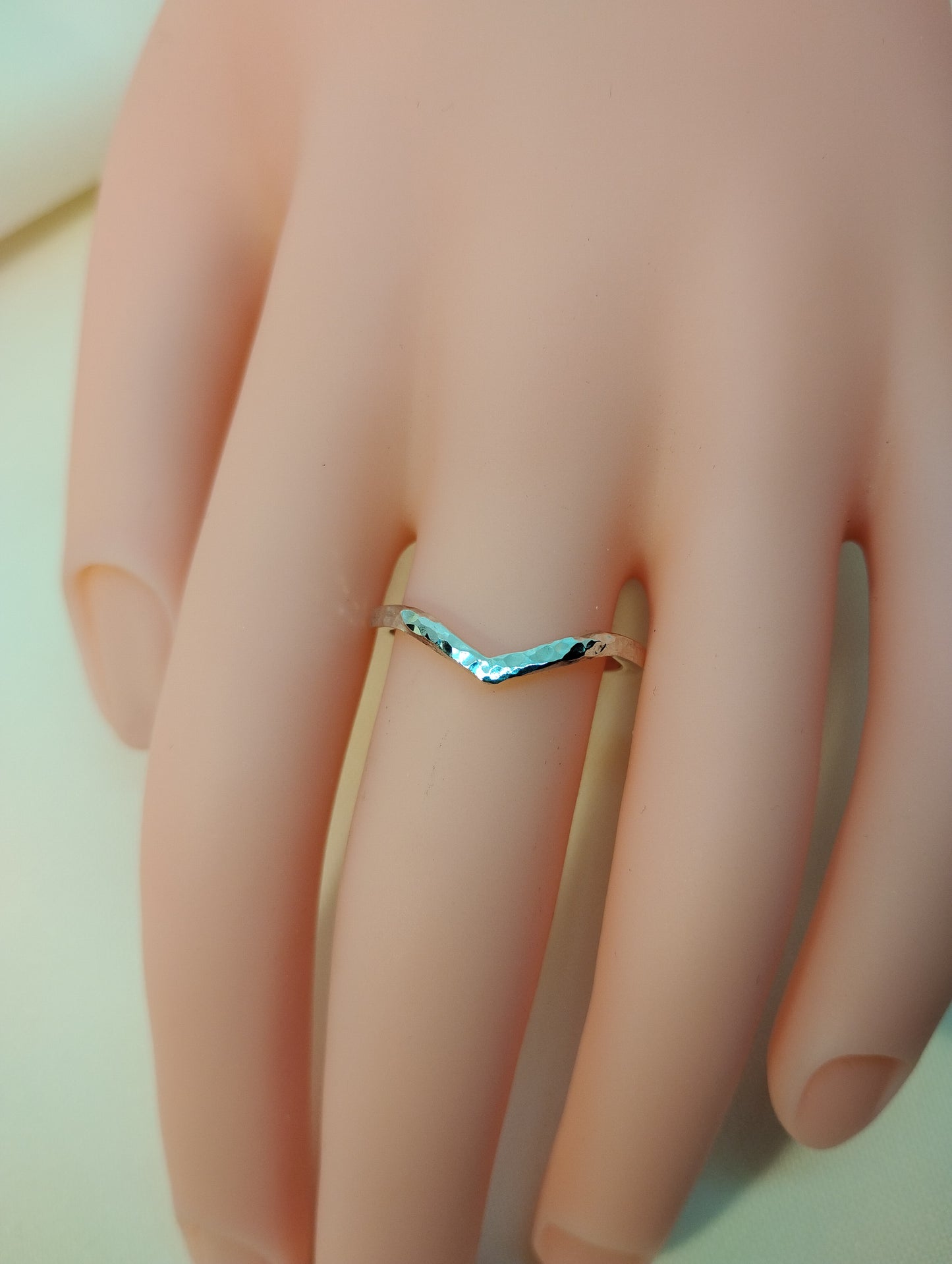 Wishbone ring
