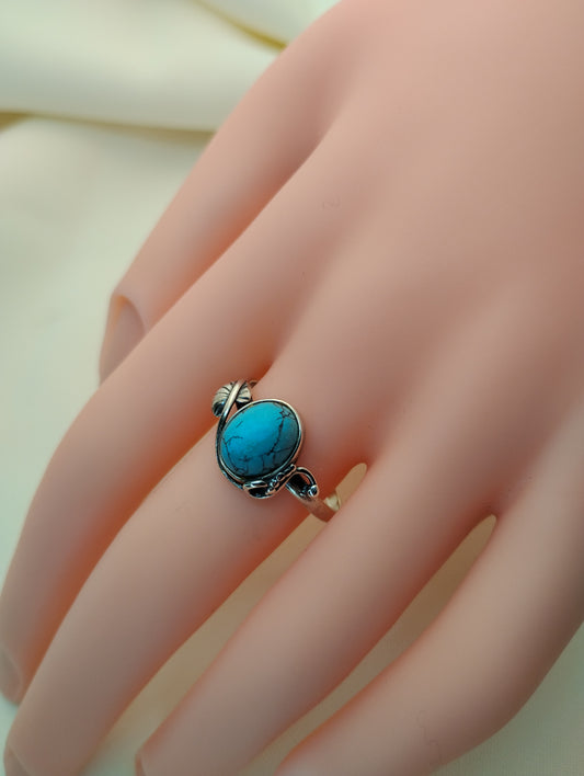 Vintage Style Sterling Silver Turquoise Ring - Oval Blue Gemstone Ring in 925 Silver